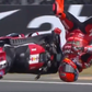 Marc Márquez caiu de forma aparatosa
