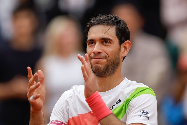 Nuno Borges estreia-se na relva com triunfo