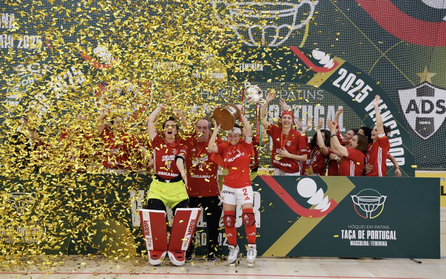 Equipa feminina de hóquei em patins do Benfica conquista Taça de Portugal 2024-25. Foto FPP