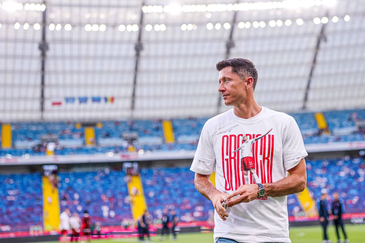 Lewandowski conta a sua versão da polémica: «Estava a deitar os meus filhos na cama»