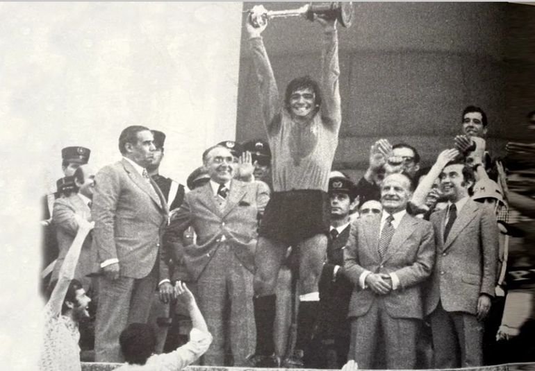 Neste dia em 1974: Quem disse que a história não se repete?