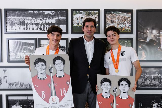 V. Guimarães: campeões europeus de sub-17 homenageados