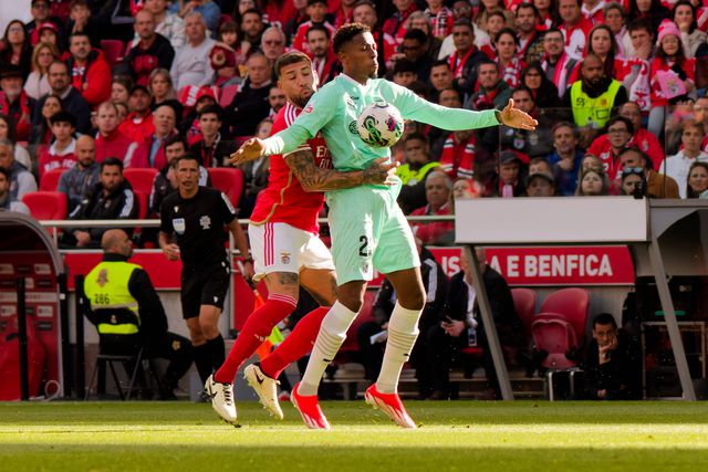 Já depois de brilhar nos arsenalistas, Simon Banza destacou-se na Turquia e viu cobiça aumentar (Foto: IMAGO)