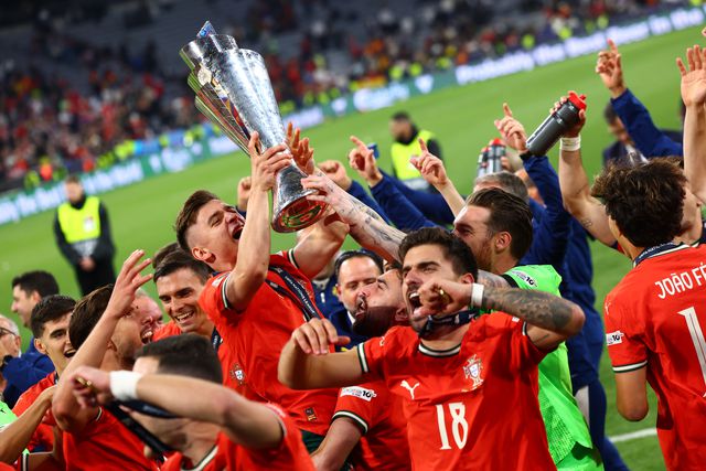 Do relvado até Lisboa, a festa da conquista de Portugal (fotos)