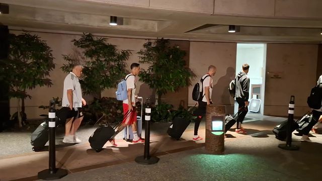 As imagens da chegada do Benfica aos EUA
