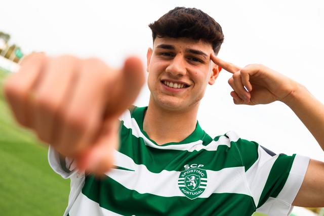Miguel Almeida tem Luis Suárez e Lewandowski com referências - Foto: SPORTING CP