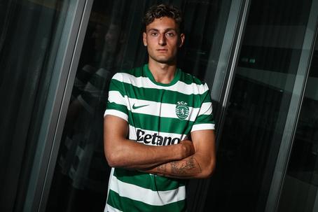 Silas Andersen, médio de 21 anos - Foto: SPORTING CP