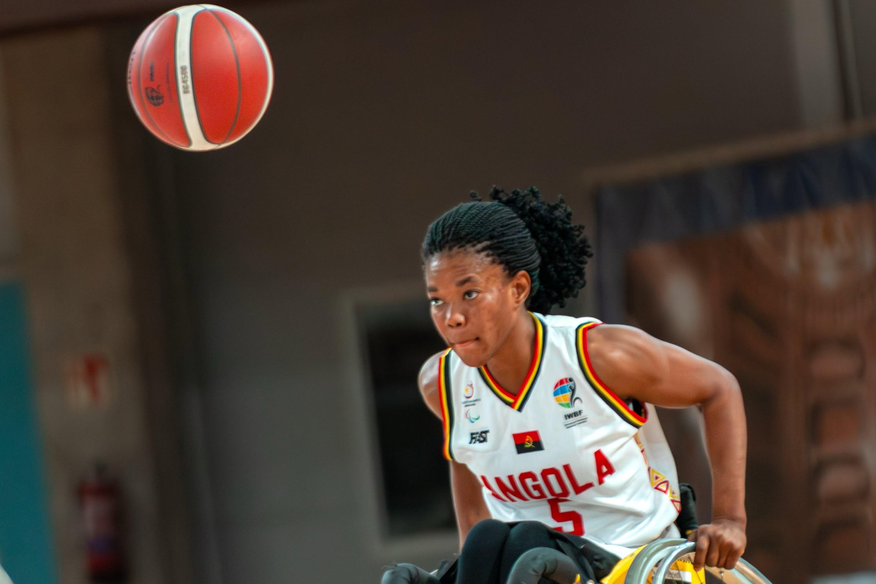 Rita Manuel conduz mais um ataque para Angola