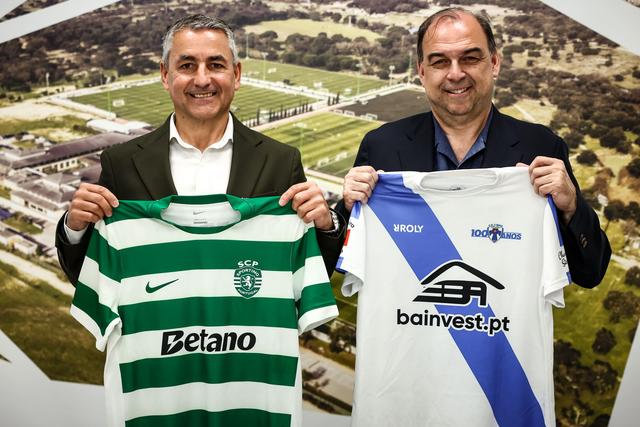O presidente do CD 1.º de Maio e o co-director da Academia Cristiano Ronaldo, Duarte Luciano e Paulo Gomes - Foto: SPORTING CP