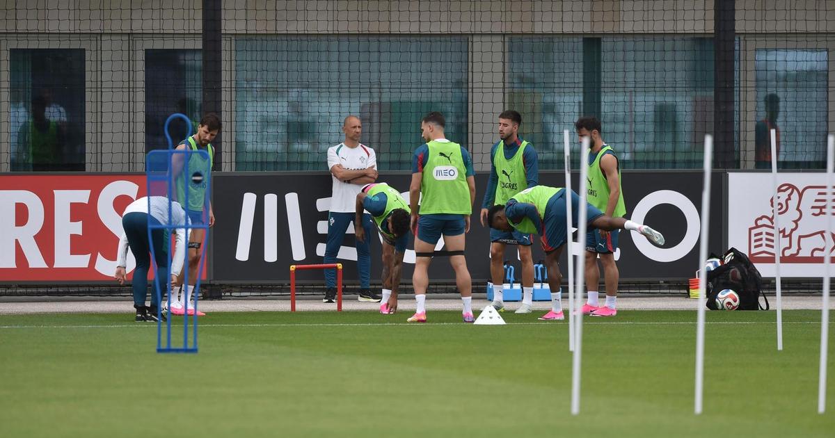 Seleção na máxima força antes do último teste para
