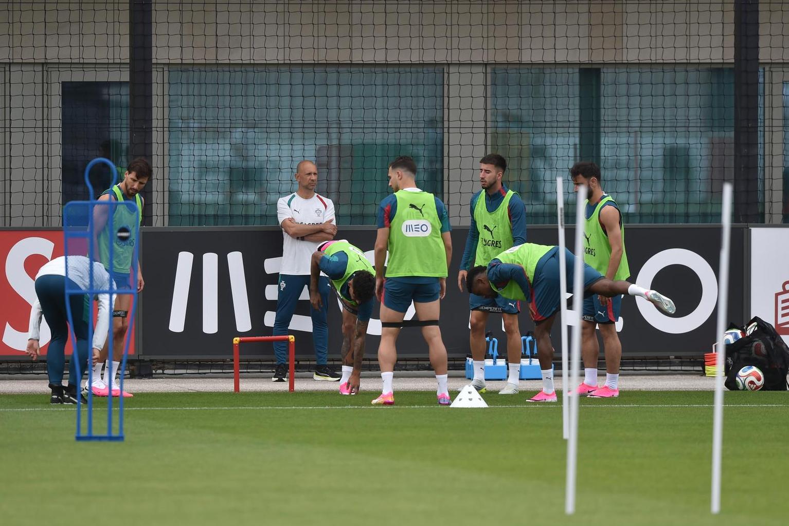 Treino matinal da Seleção Nacional na Cidade do Futebol - Foto de arquivo: Miguel Nunes