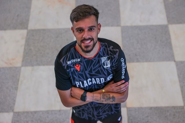 João Oliveira: «Vitória de Guimarães é a maior oportunidade da minha vida»