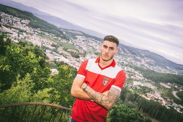Oficial: Roberto Fernández é reforço do SC Braga