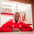 Oficial: Carlos Miguel reforça baliza do Nottingham Forest de NES