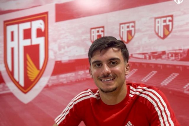 Rafael Rodrigues chega ao Aves SAD por empréstimo do Benfica