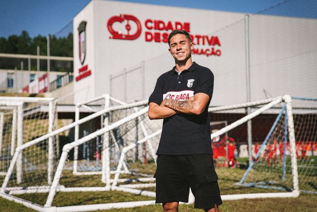 Oficial: Guilherme Costa renova pelo SC Braga