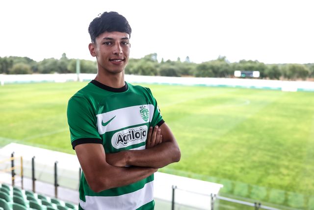 Novo reforço dos juniores do Sporting admira Gonçalo Inácio