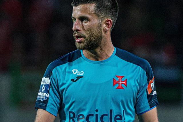 Oficial: Xavi Fernandes renova com o Belenenses