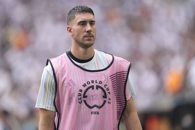 Mercado: Juventus quer rescindir com Vlahovic, que já tem pretendentes