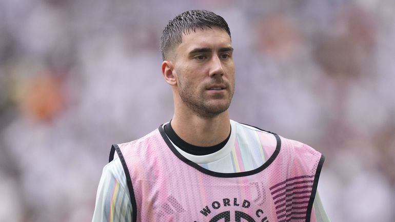 Mercado: Juventus quer rescindir com Vlahovic, que já tem pretendentes