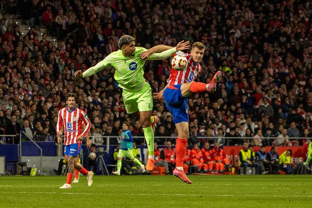 Ronald Araújo quer continuar no Barcelona Foto: IMAGO