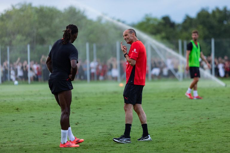 Allegri pede a Rafael Leão que bata recordes