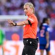 Sueca Tess Olofsson vai dirigir o jogo entre Portugal e Bélgica