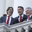 Rui Costa, Bruno Lage e Luís Filipe Vieira nas comemorações do título em 2019
