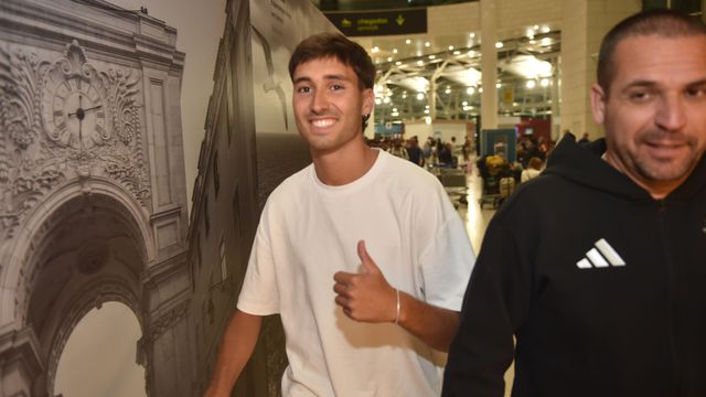 Central de Transferências: «Obrador ainda é um pouco verde a defender»