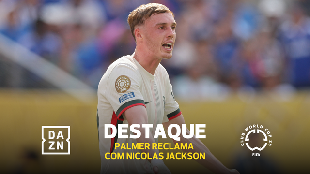 Cole Palmer grita com Nicolas Jackson e pontapeia poste