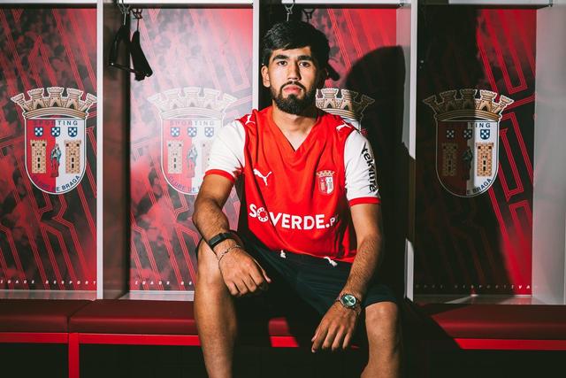 Sadriddin Khasanov tem apenas 18 anos - Foto: SC Braga