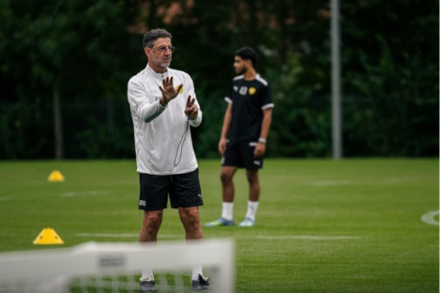 Rui Vitória, treinador português do Al Wasl - Foto: D. R.
