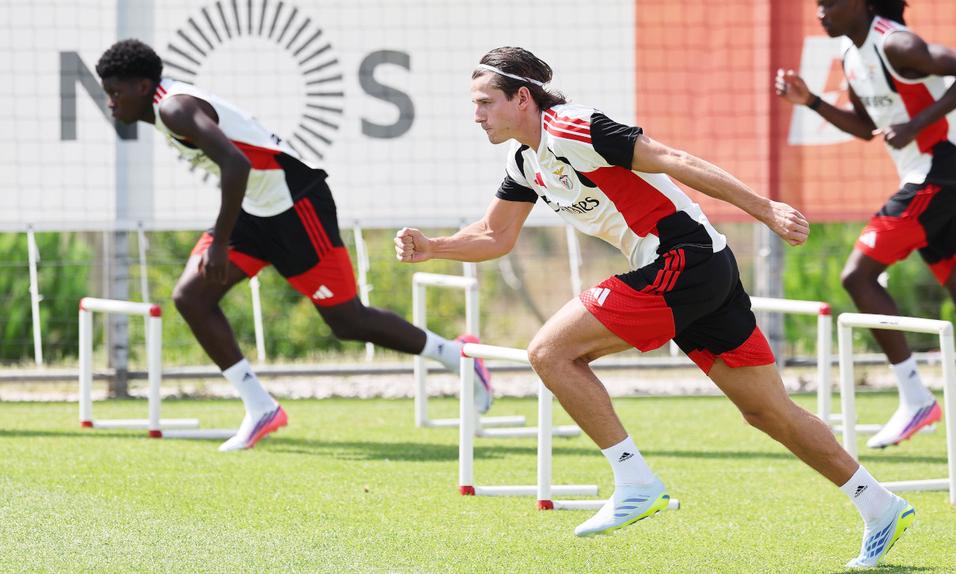 Kaminski a todo o gás - Foto: SL Benfica