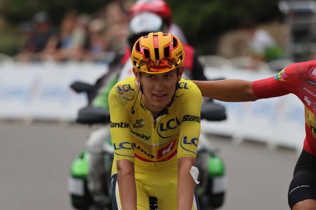 Torstein Traeen à chegada a Gavarnie-Gèdre, já bastante limitado   Fotografia Imago