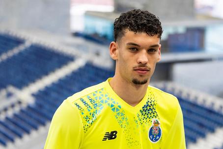Maturidade, foco e boas sensações: os primeiros dias de João Afonso no FC Porto