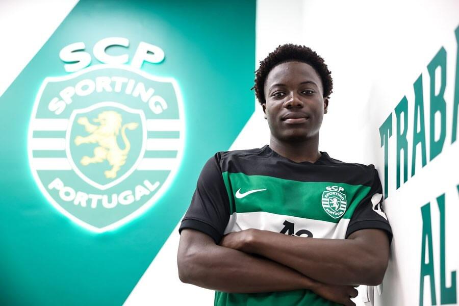 José Garrafa. Extremo de apenas 15 anos. Fez cinco golos e três assistências em 24 jogos nos sub-17 do Sporting, na época passada. Em abril, foi o melhor jogador do prestigiado Torneio de Montaigu - Foto: José Garrafa