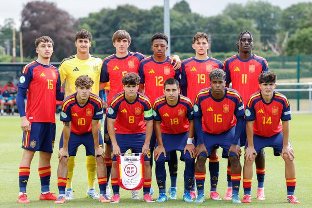 'La Roja' brilha no torneio, no qual ainda não sofreu qualquer golo e já marcou... 17