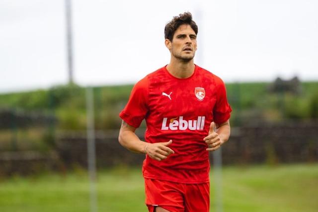 Gonçalo Paciência acredita numa boa época. -Foto: SANTA CLARA