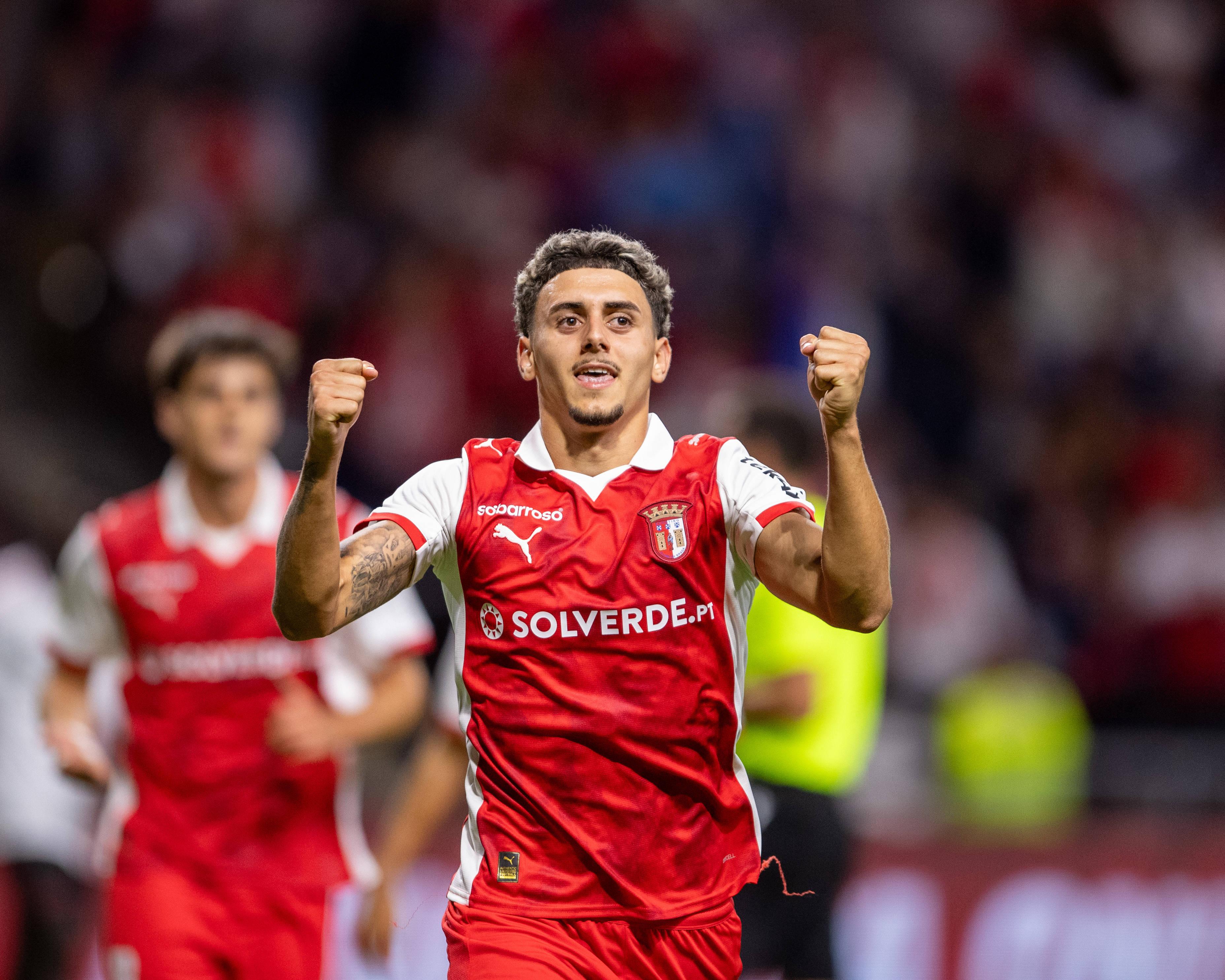 Sandro Vidigal. Extremo de 18 anos. Já se estreou na equipa A do SC Braga e já marcou e assistiu