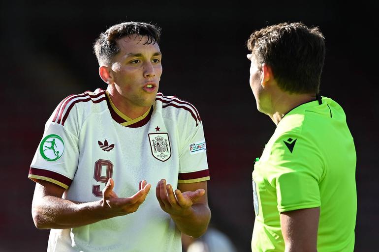 Hugo López, extremo/médio ofensivo de 19 anos, Villarreal (um golo e uma assistência) - Foto: IMAGO