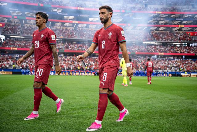 Bruno Fernandes durante o jogo com a Espanha