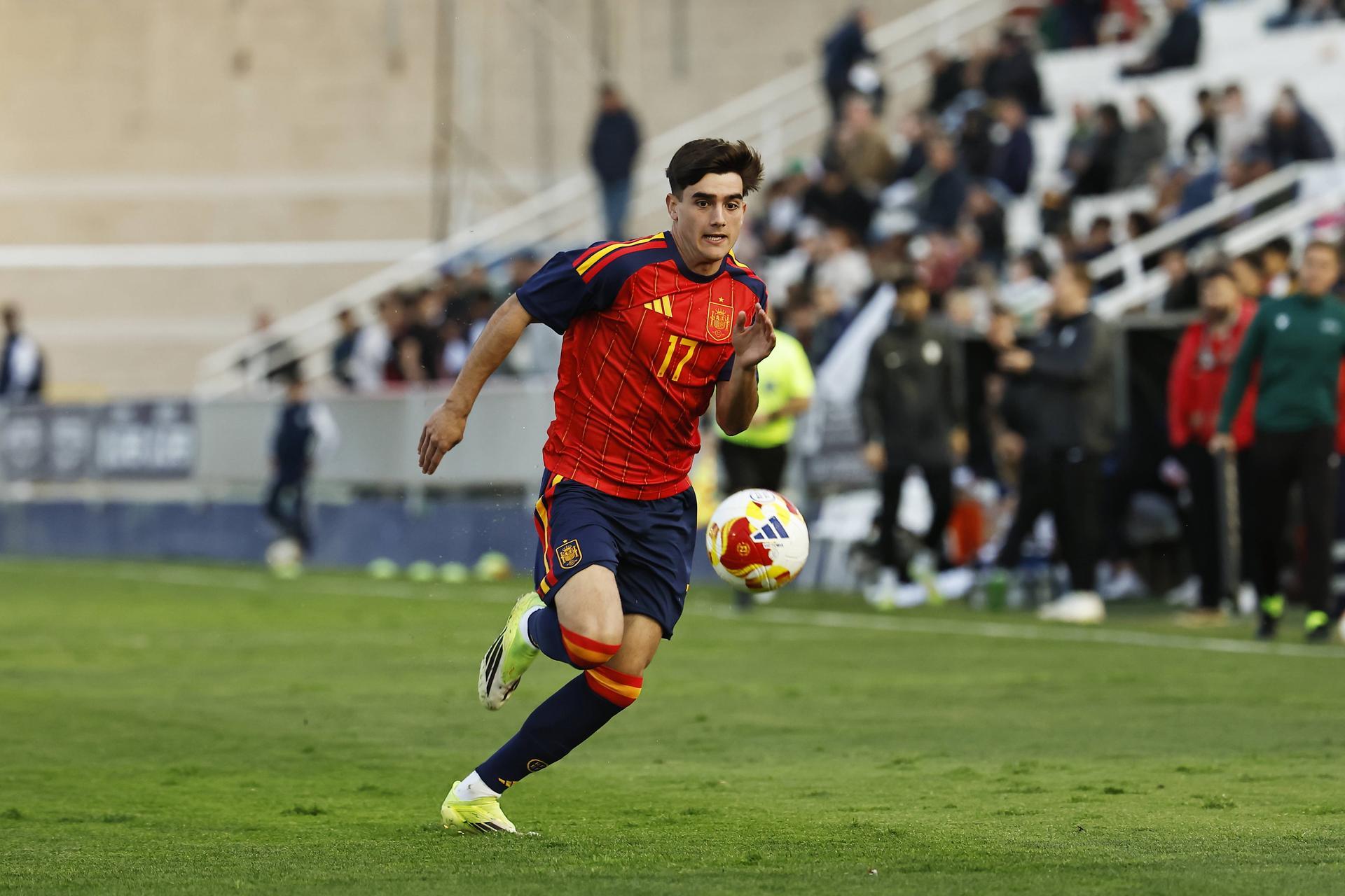 José Morante, extremo de 19 anos, Betis (dois golos) - Foto: IMAGO