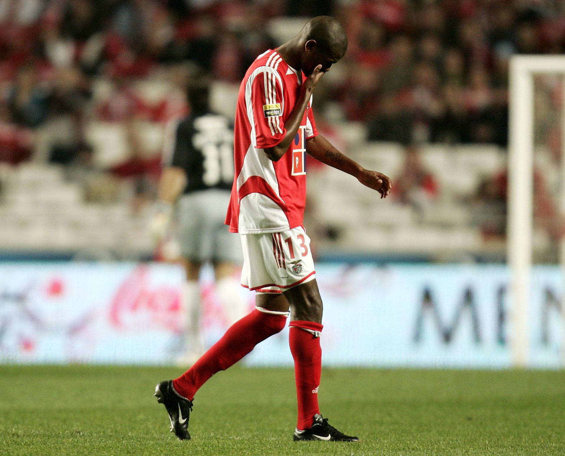 Alcides esteve na Luz cedido pelo Chelsea. Fez cerca de 30 jogos entre 2004 e 2006 - Foto: A BOLA