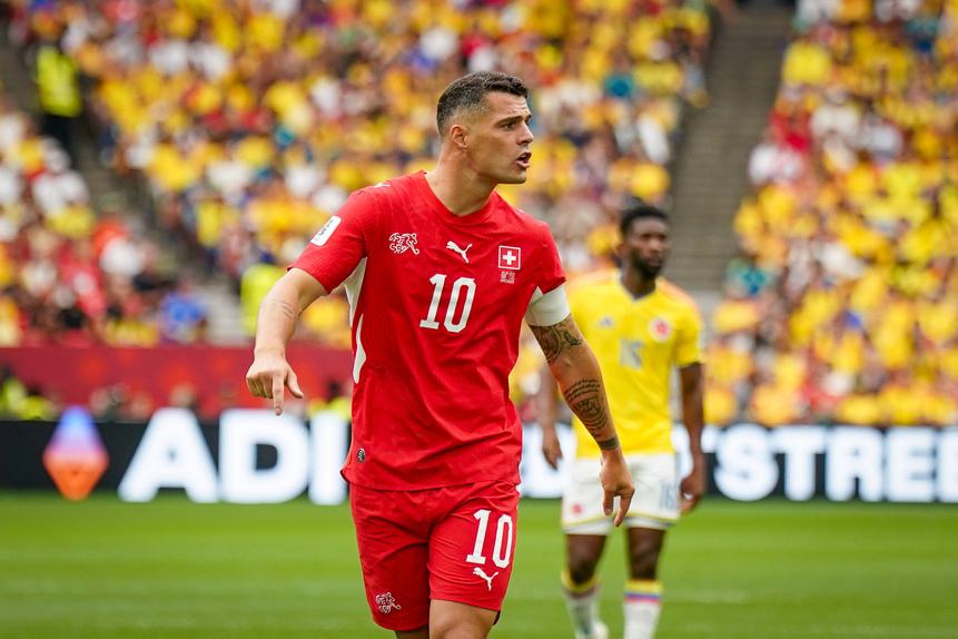 Granit Xhaka, médio da Suíça - Foto: IMAGO