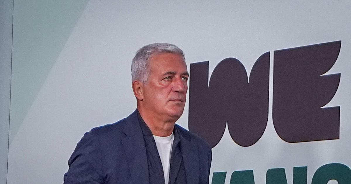Saída de Vladimir Petkovic da Argélia gera braço de ferro fi