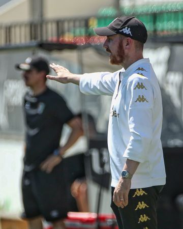 Estoril: Ian Cathro ainda sem visto e fora do banco na jornada inaugural