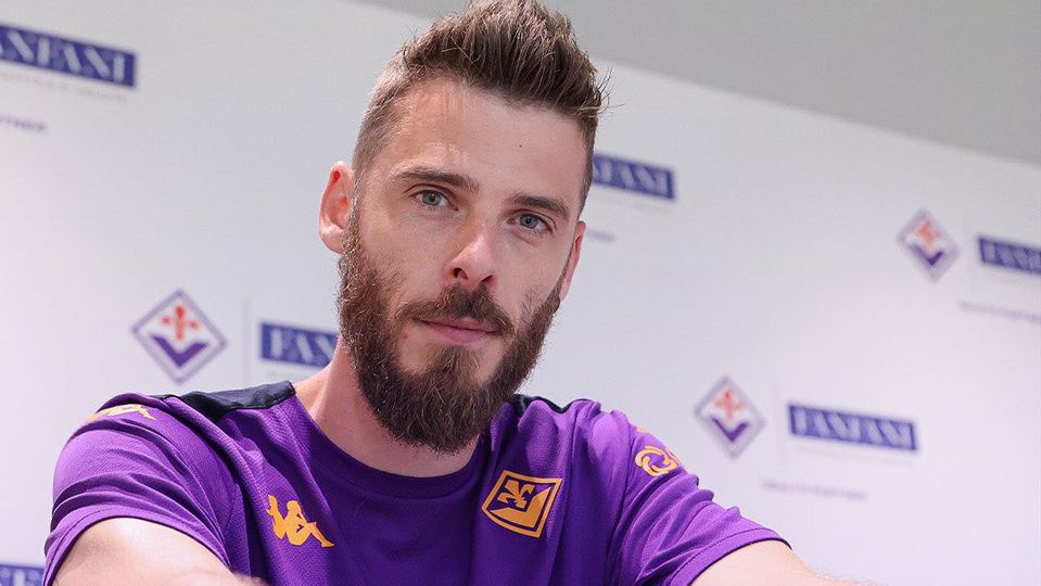 Oficial: De Gea volta aos relvados e assina pela Fiorentina