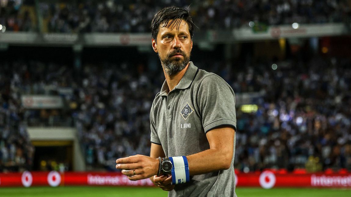 FC Porto: Vítor Bruno mostra qualidades em jogo com meninos da formação (vídeo)