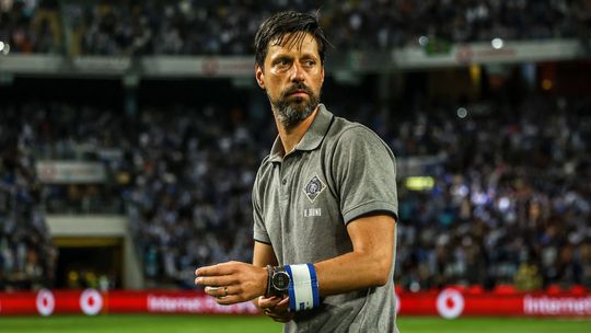 FC Porto: Vítor Bruno mostra qualidades em jogo com meninos da formação (vídeo)