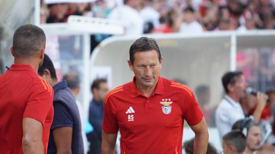 Roger Schmidt regressa às conferências para antever jogo contra Famalicão